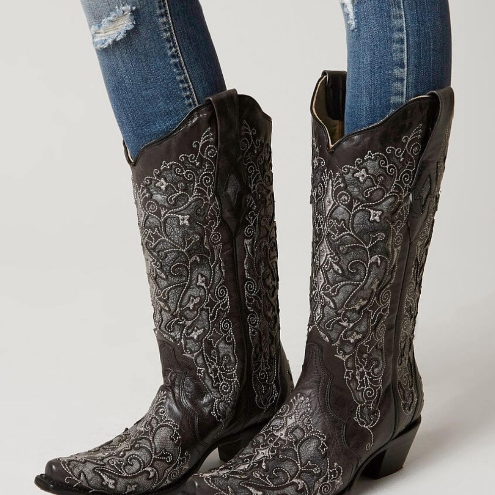 Corral Studded Leather Western Boot Sz 9.5 GUC